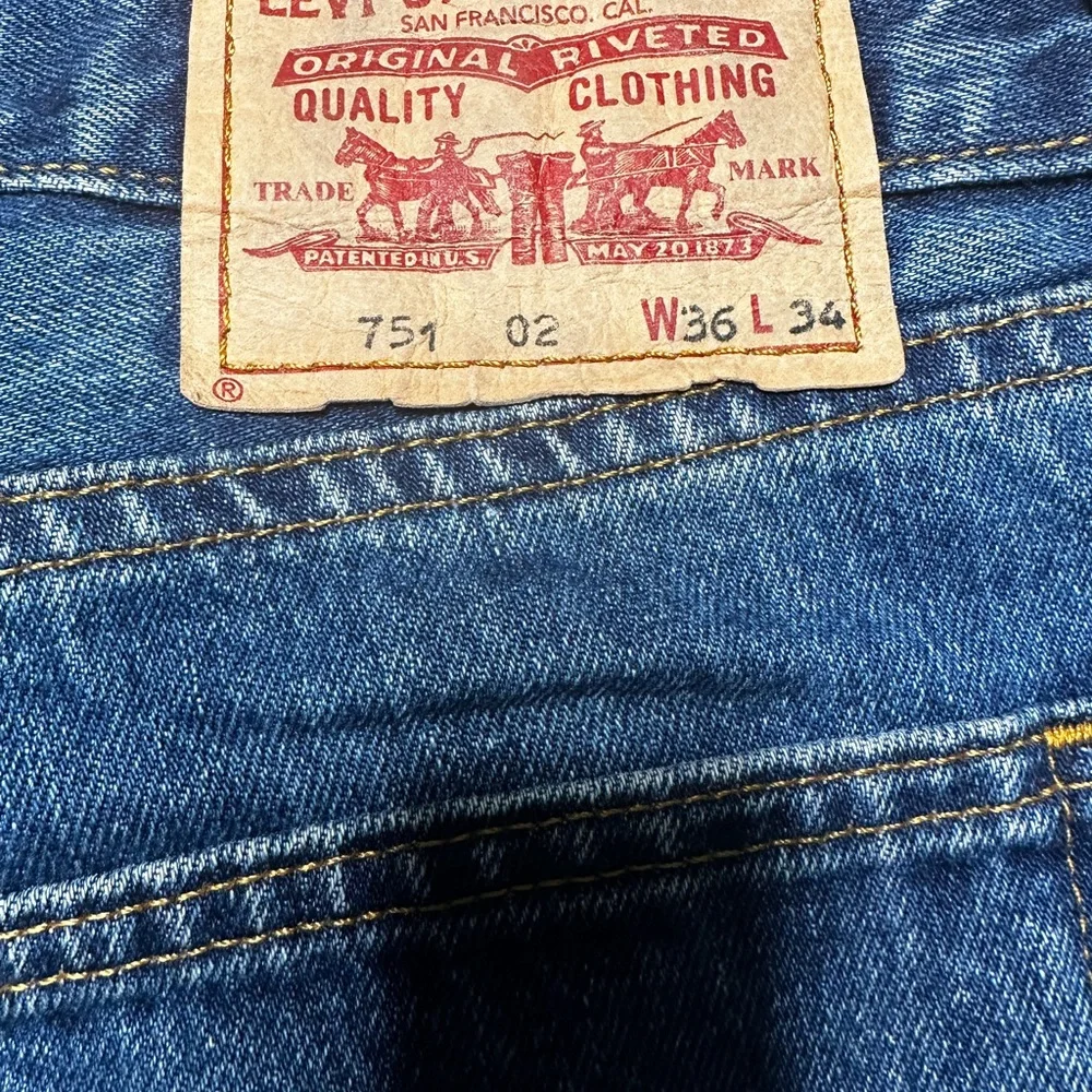 Levi's Men's Straight Blue Jeans - Picture 7 of 8